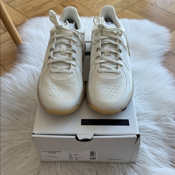 New - Lululemon Strongfeel Athletic Sneakers